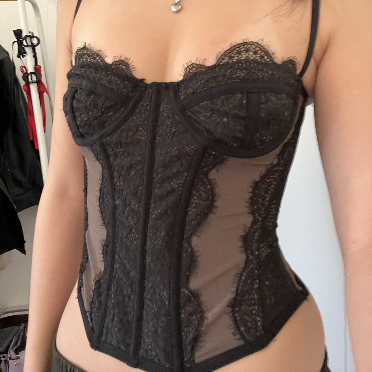 NWT New Urban Outfitters Modern Love Corset 2024 in Black S. This runs small IMO