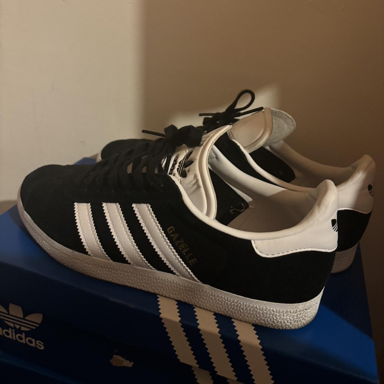 Adidas gazelle size 7 sale best sale