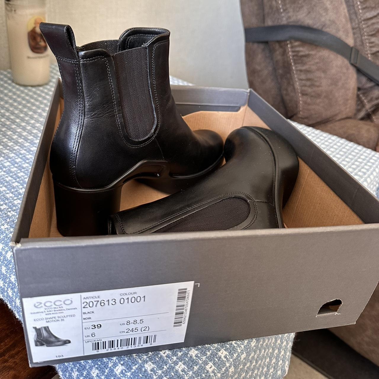 Ecco brand new boots Amazing quality very smooth. Depop