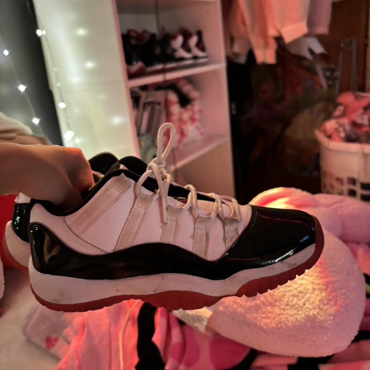 Jordan 11 concord pink best sale