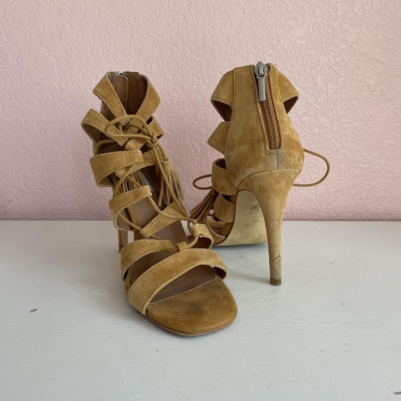 Steve madden best sale tan suede heels