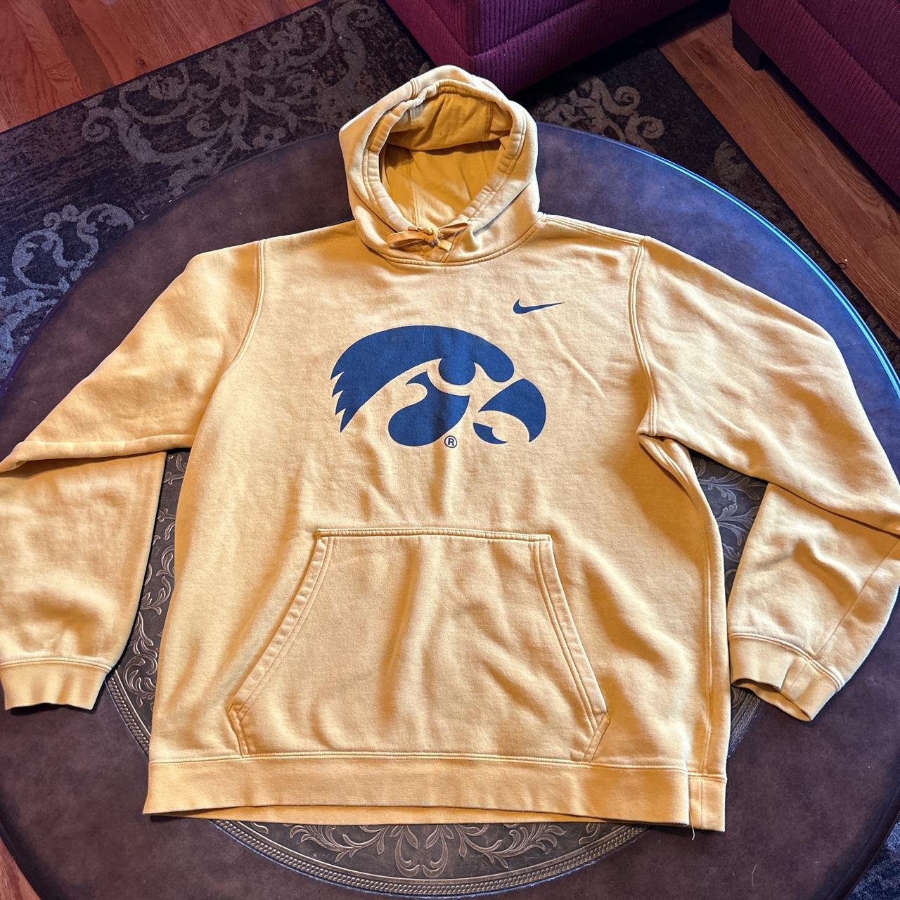 Iowa hawkeyes nike online hoodie