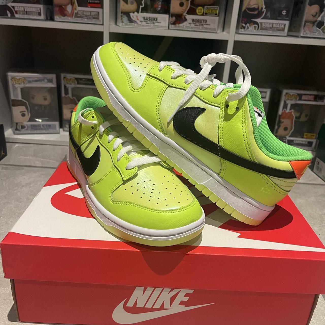 Nike glow clearance trainers