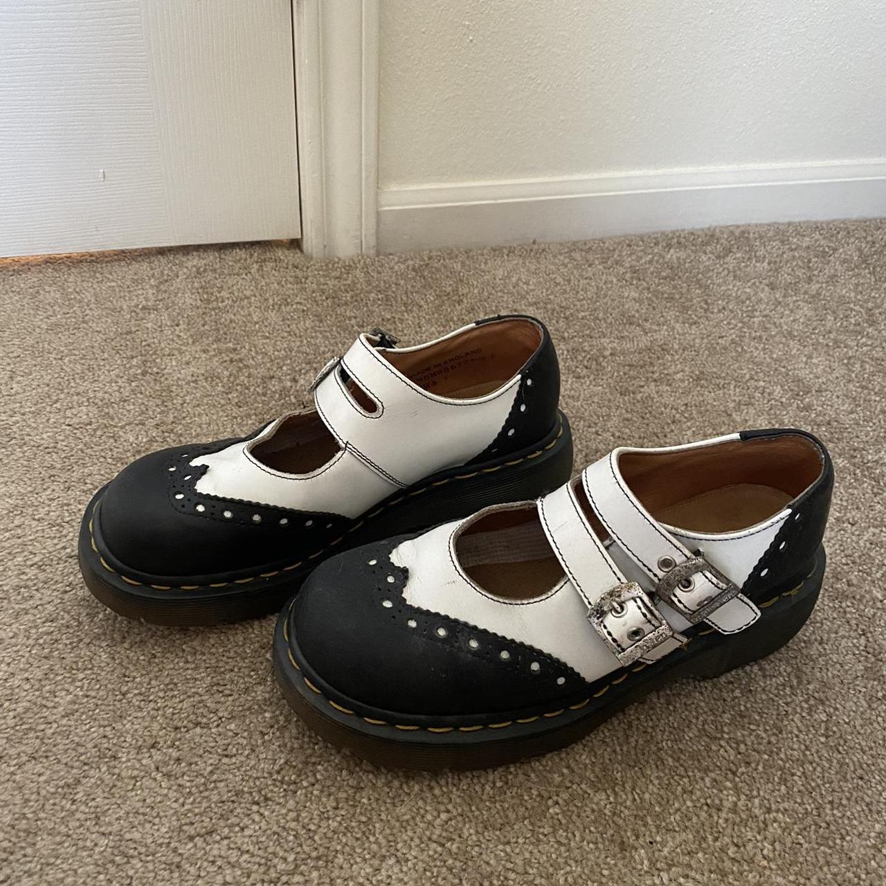 doc martens queen