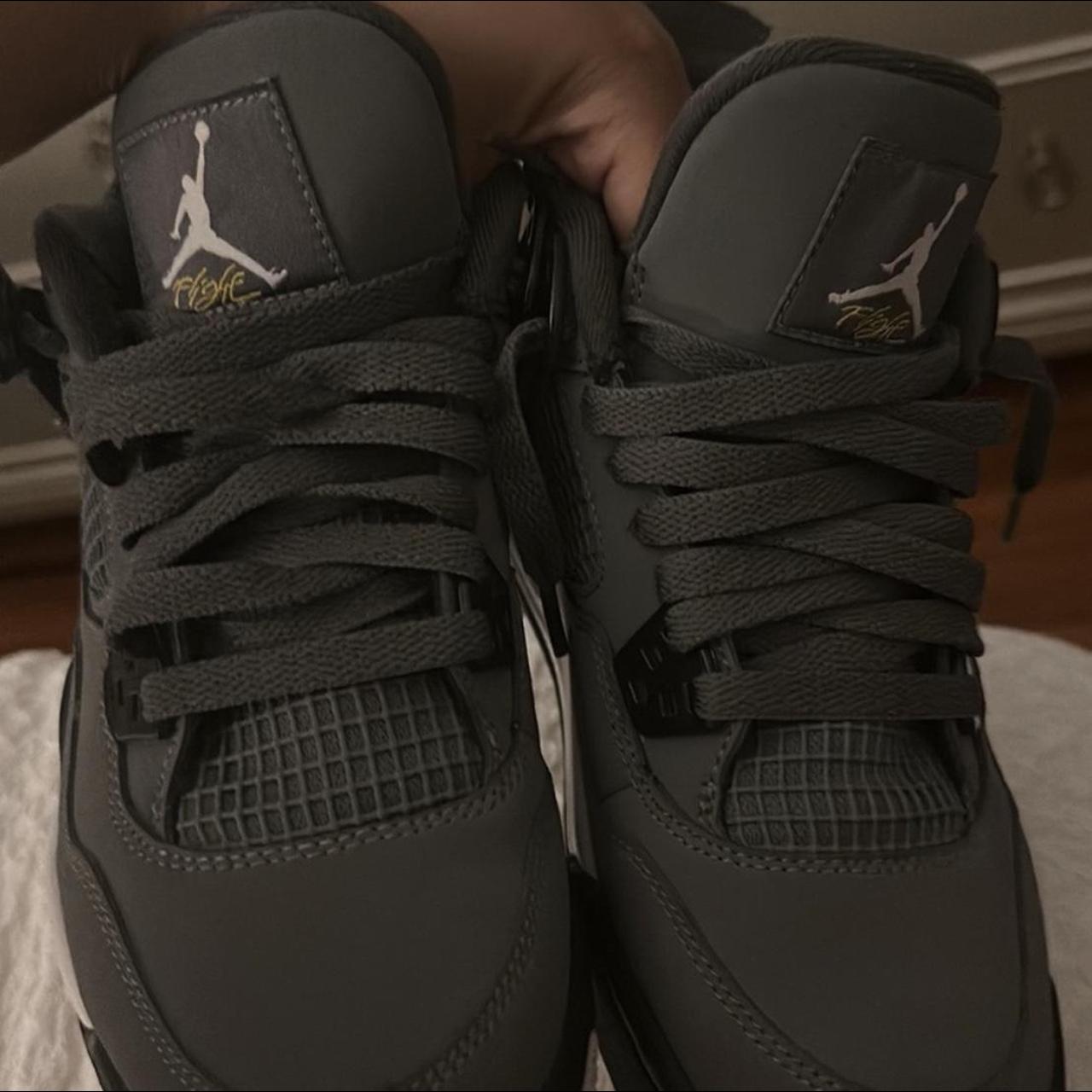 grey jordan 4's