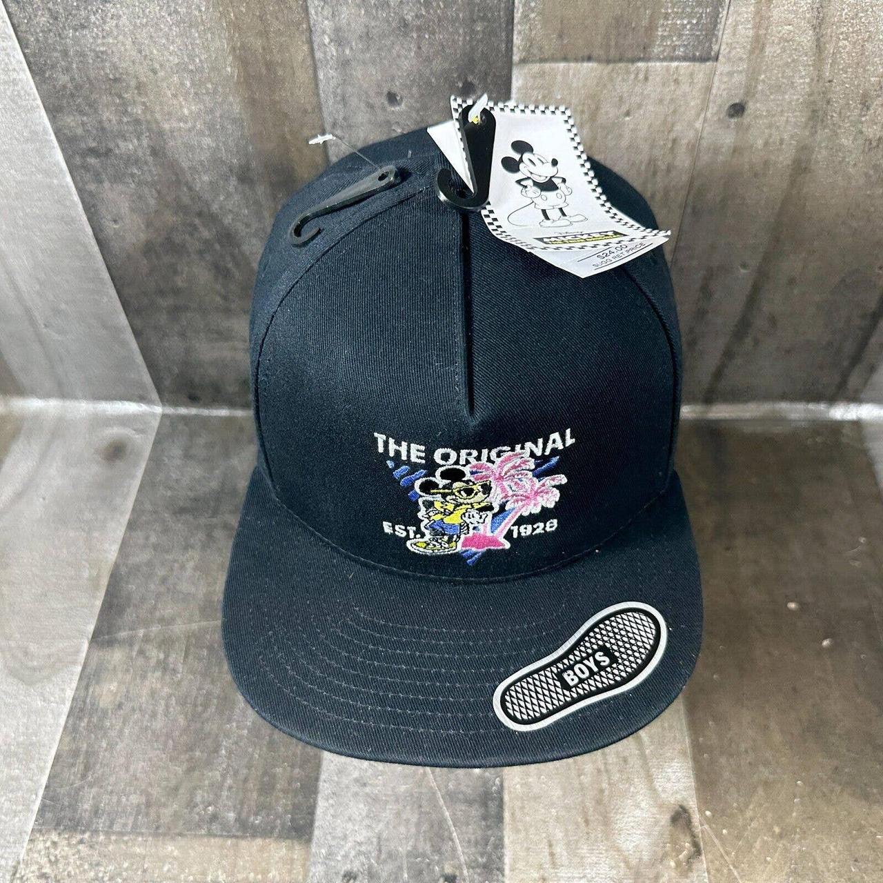 Vans disney hot sale trucker hat