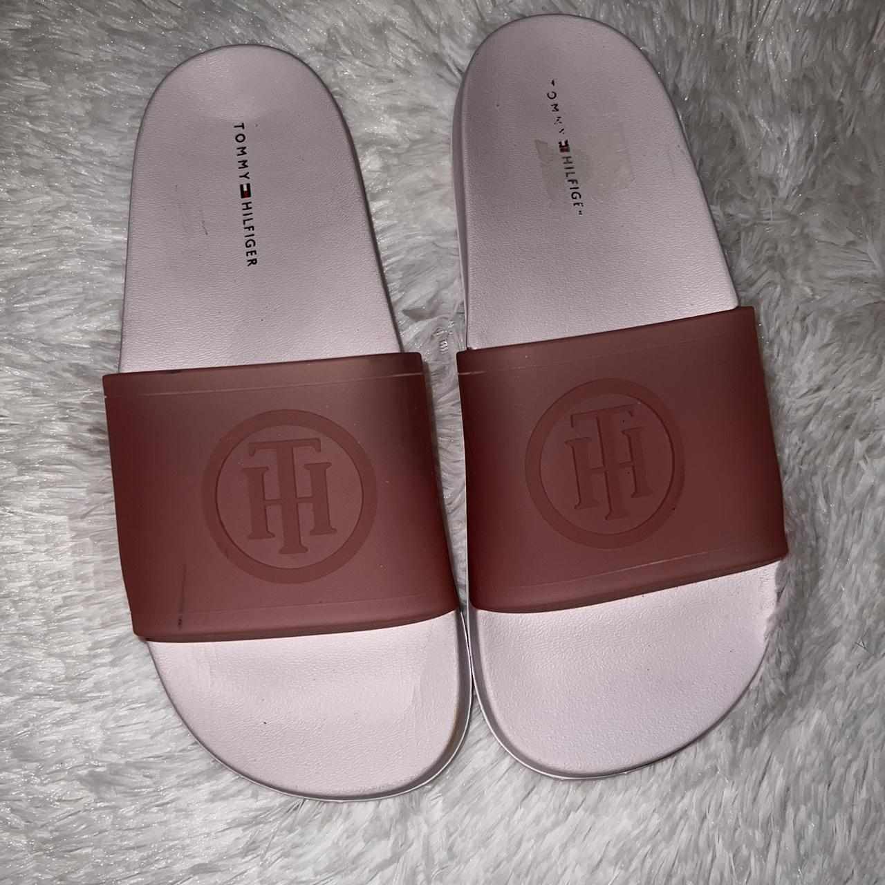 Tommy hilfiger slides deals size 6