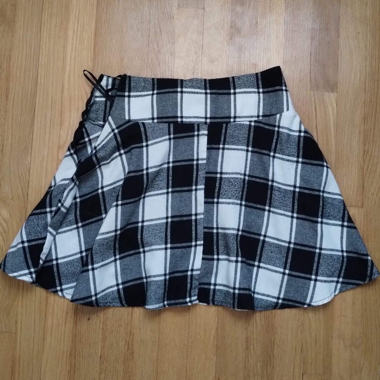 Black and white plaid skirt. - X Small size - waist:... - Depop