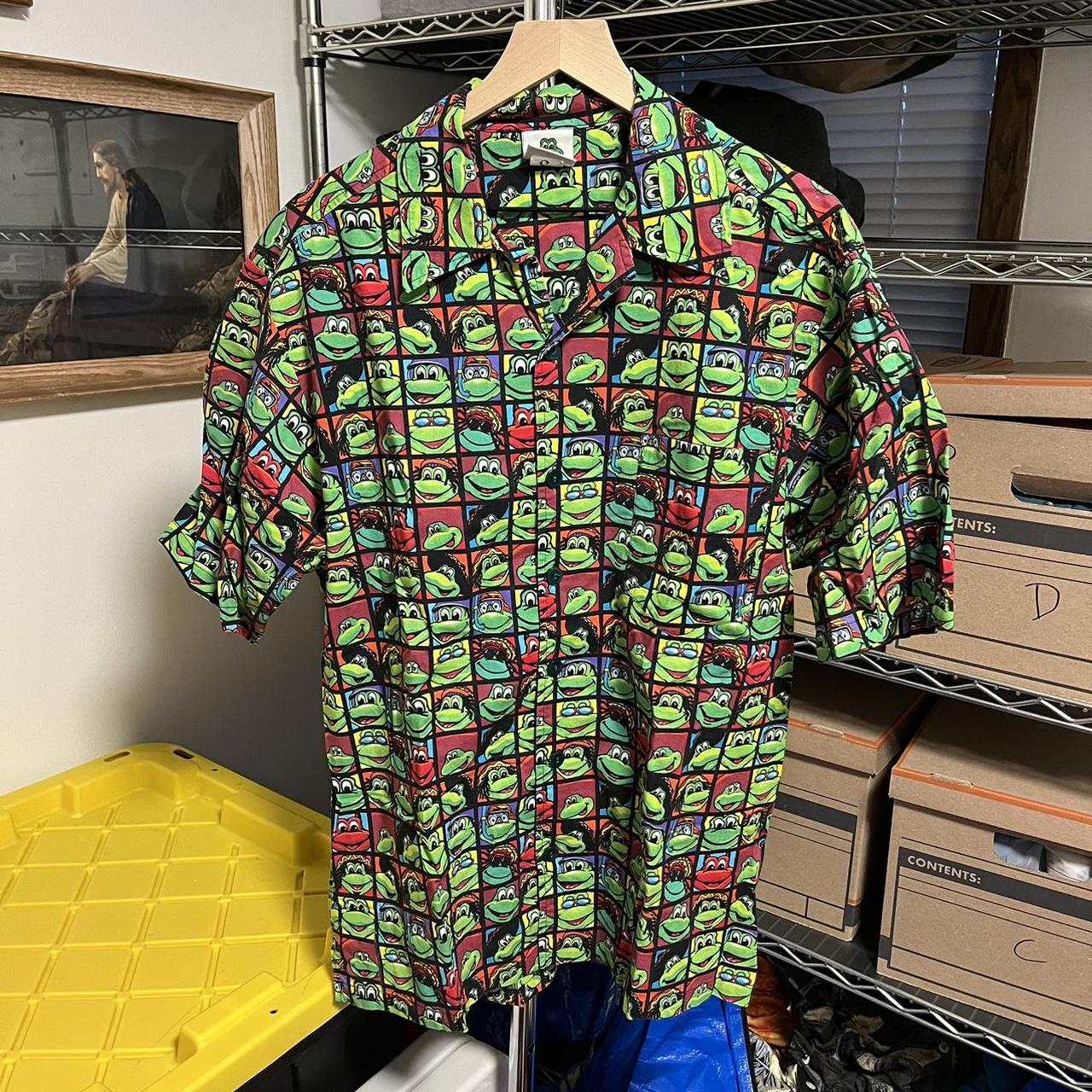 Vintage Funky 90s Senior Frogs Button Up - Depop