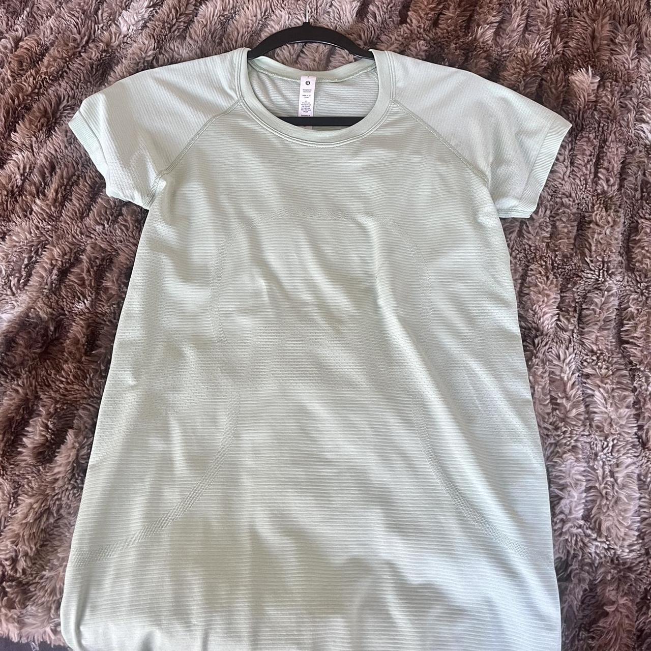 Lululemon Swiftly Tech Short-Sleeve Shirt 2.0 -size - Depop