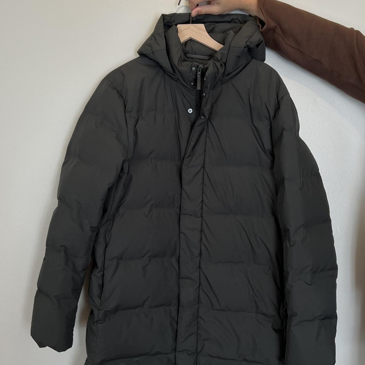 Uniqlo down puffer jacket/coat - Depop