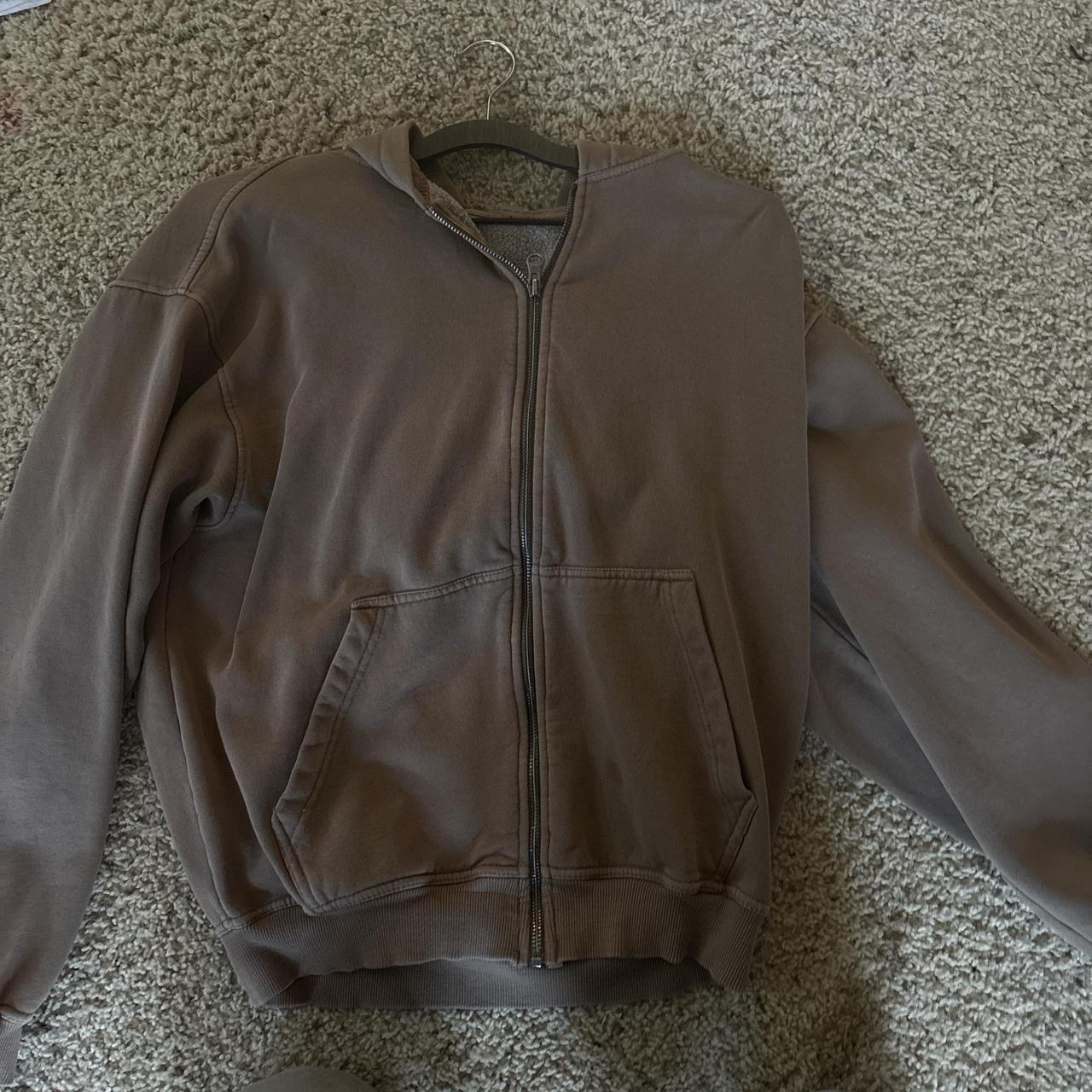 item listed by zah316577