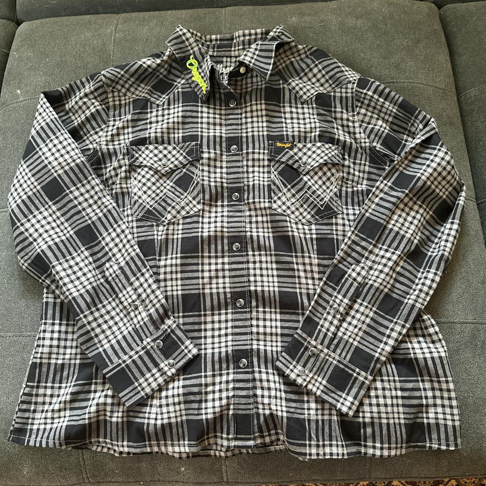 Size The Simpsons itchy and Depop