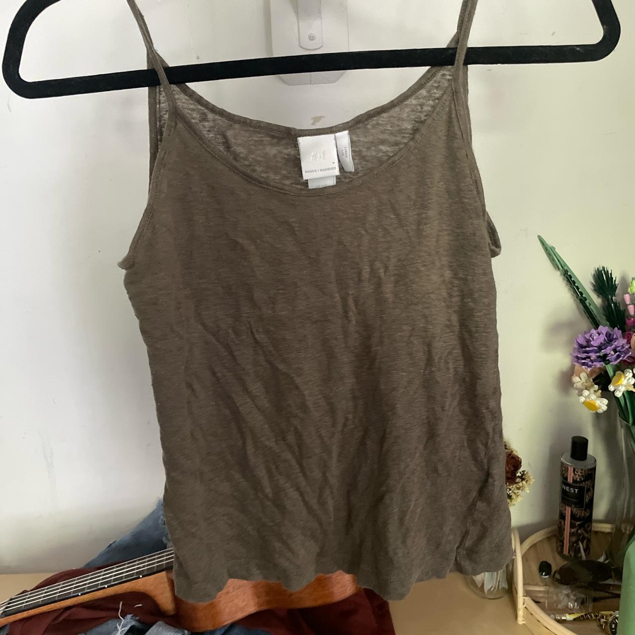 h&m green tank stretchy Depop