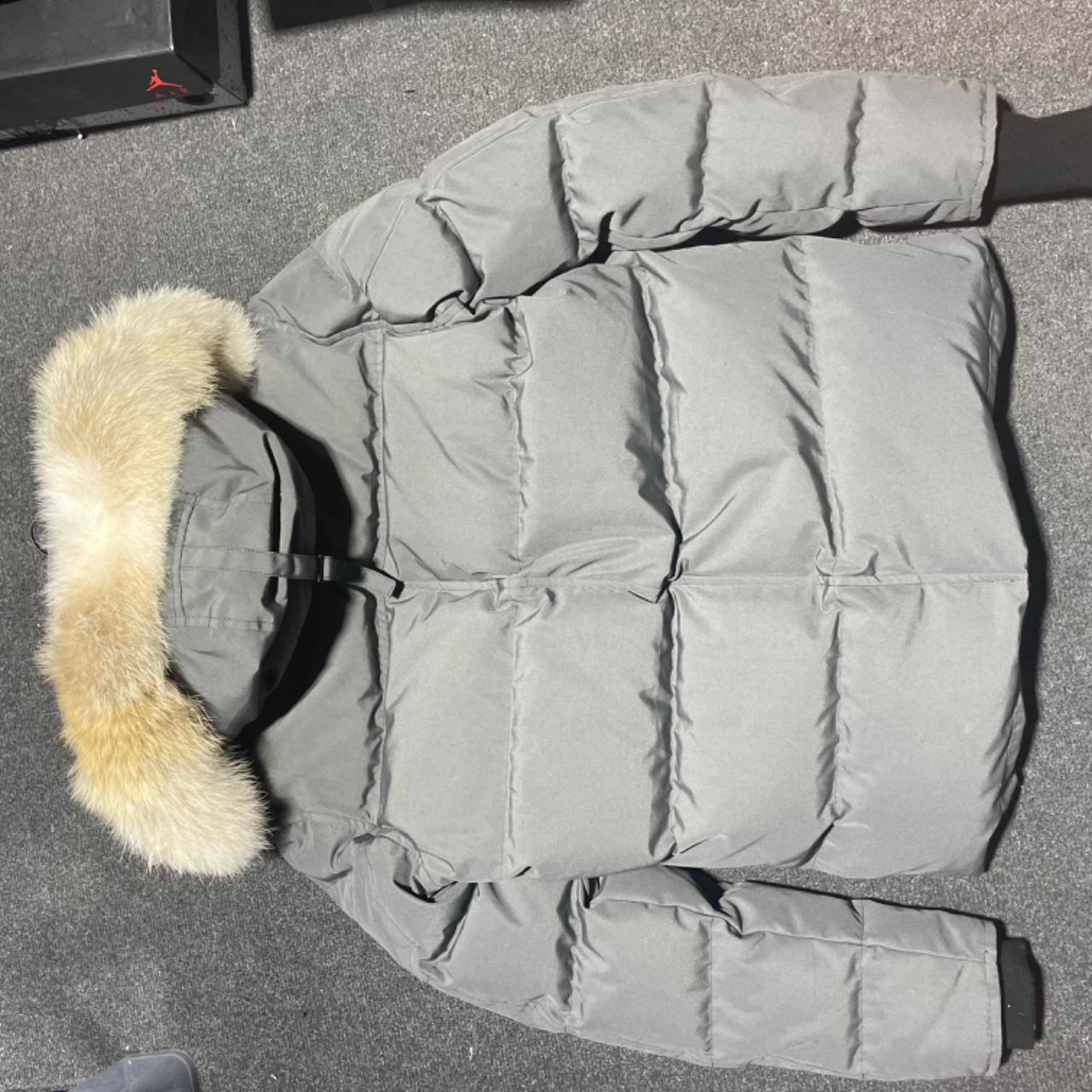 Canada goose Wyndham parka 🇨🇦 Graphite Grey Size... Depop