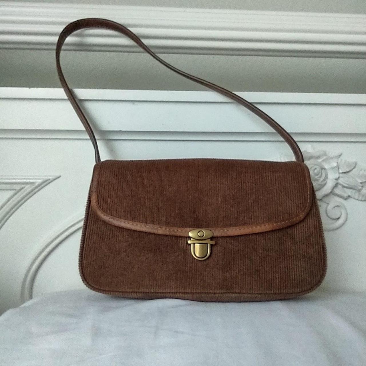 Brandy Melville Brown Shoulder Bag 🍎... Depop