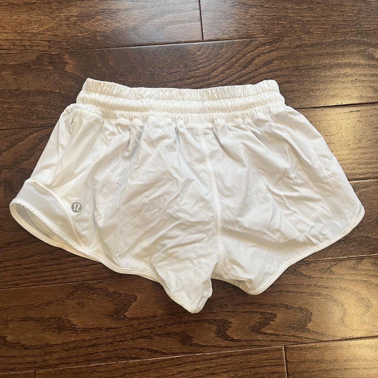 white lululemon hotty hot shorts 2.5 inches size 2... - Depop