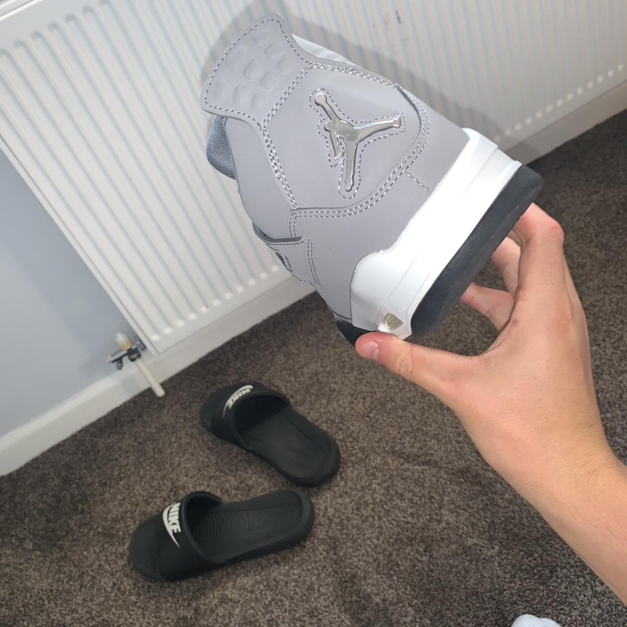 grey jordan 4's