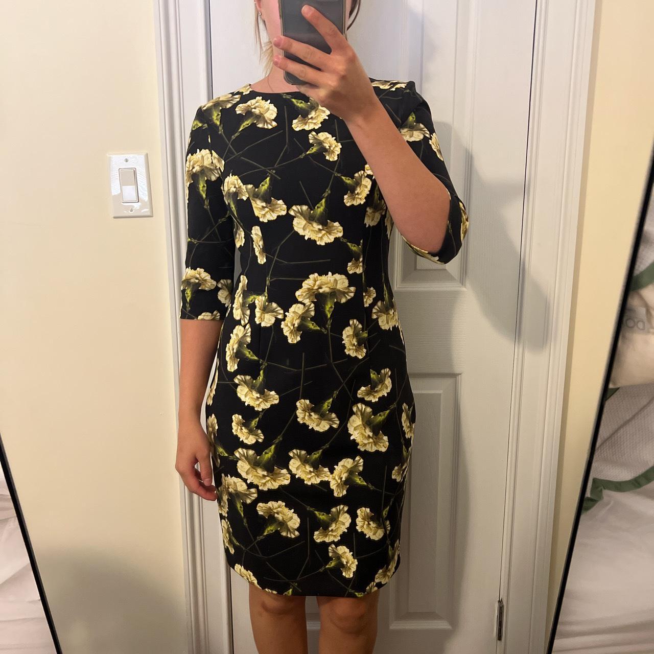 Carolina Herrera dress- like new - Depop