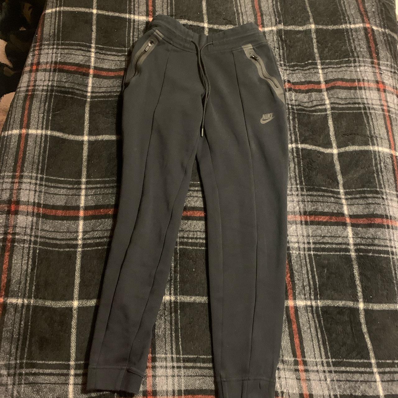 mens nike joggers no cuff