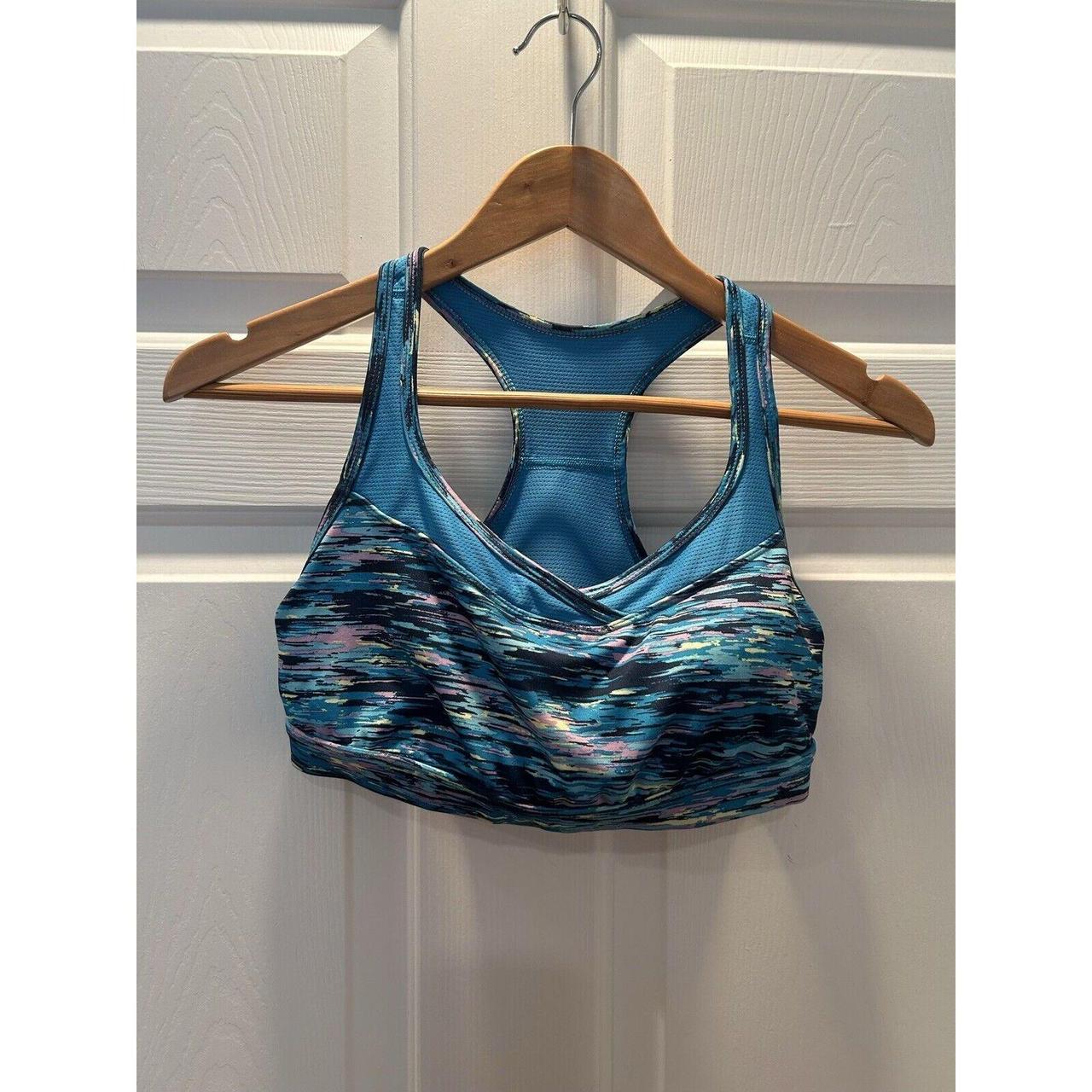 Tek Gear Women s Size Large Sports Bra.