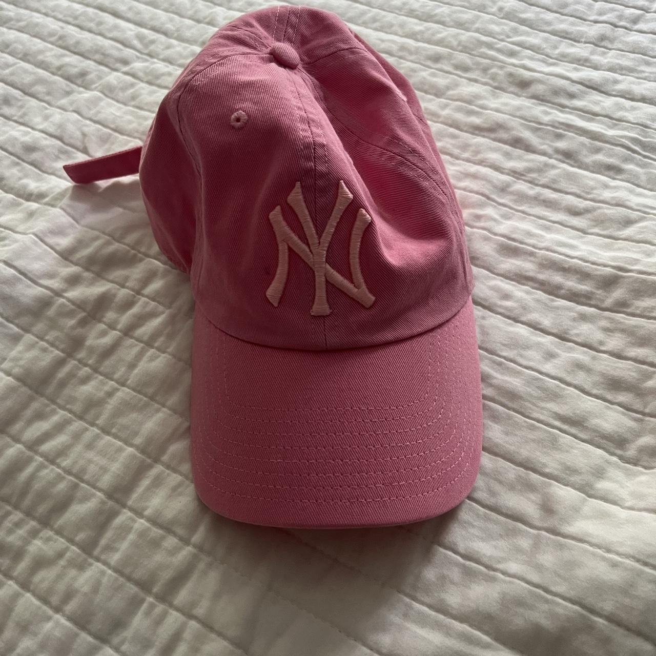 PINK YANKEES HAT💘💘ON HOLD !! Depop