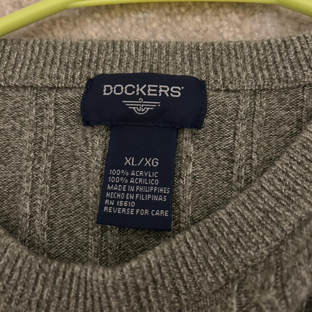 XL green Dockers sweater - Depop