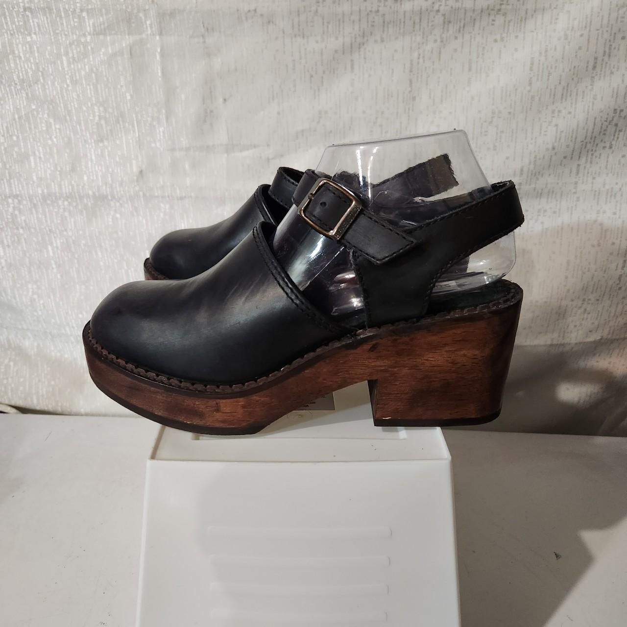 STEVE MADDEN 90'S chunky shoes wooden like soles... - Depop