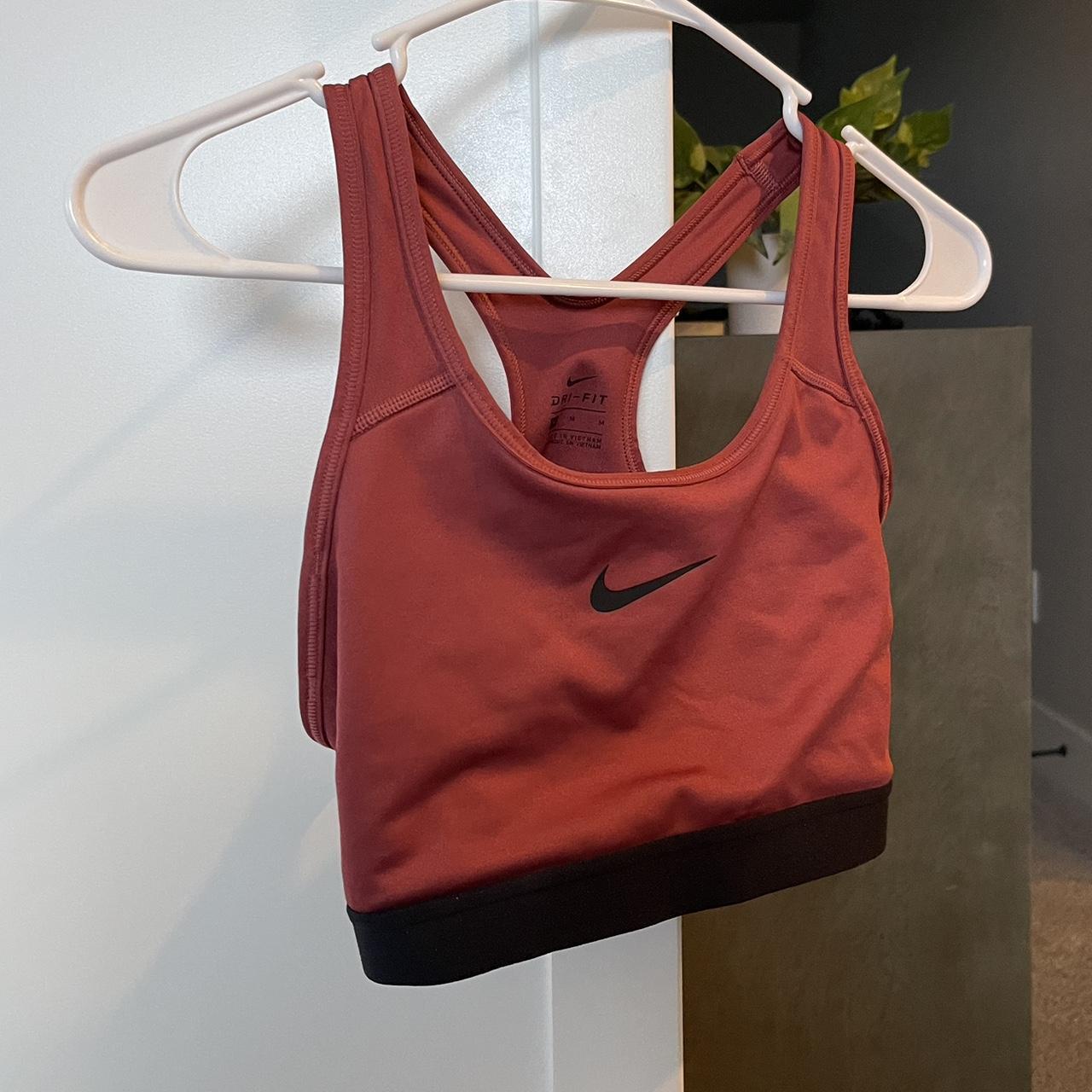 Nike Sports Bra No Pads Perfect Condition Size Small Depop