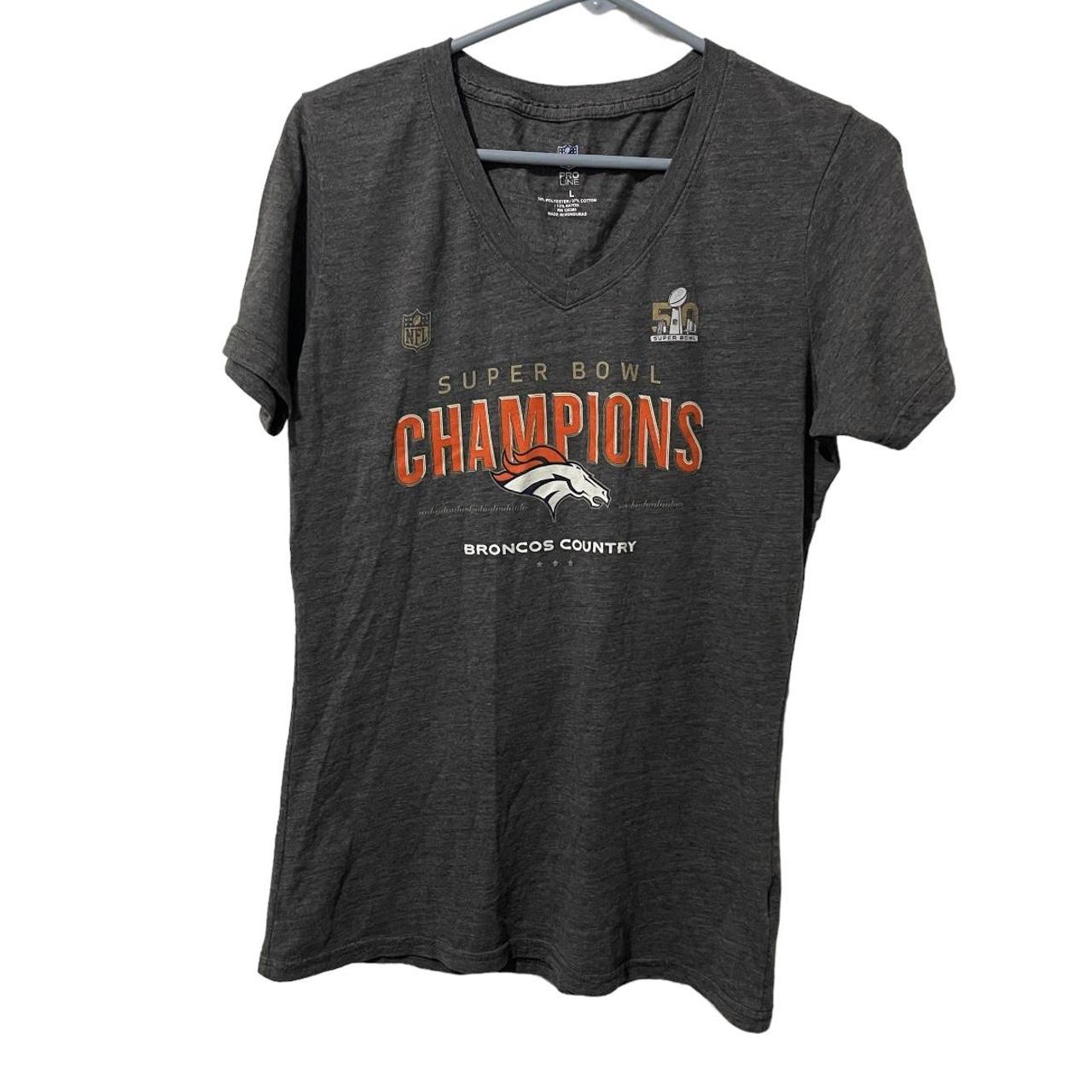 NFL Football women's Medium Denver Broncos Grey T Shirt Tee