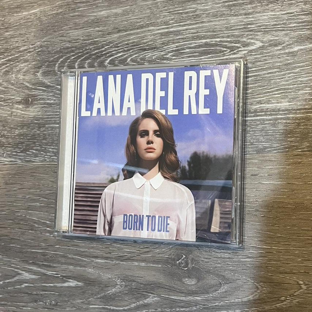 item listed by livaaaaaaaaaaaaaaa