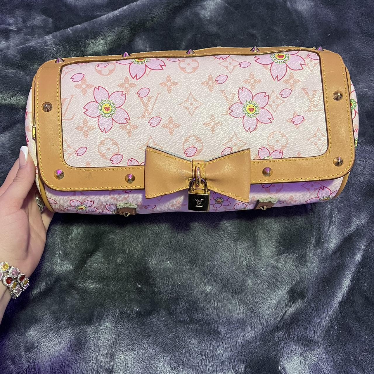 Louis Vuitton Bag- slightly damaged straps - Depop