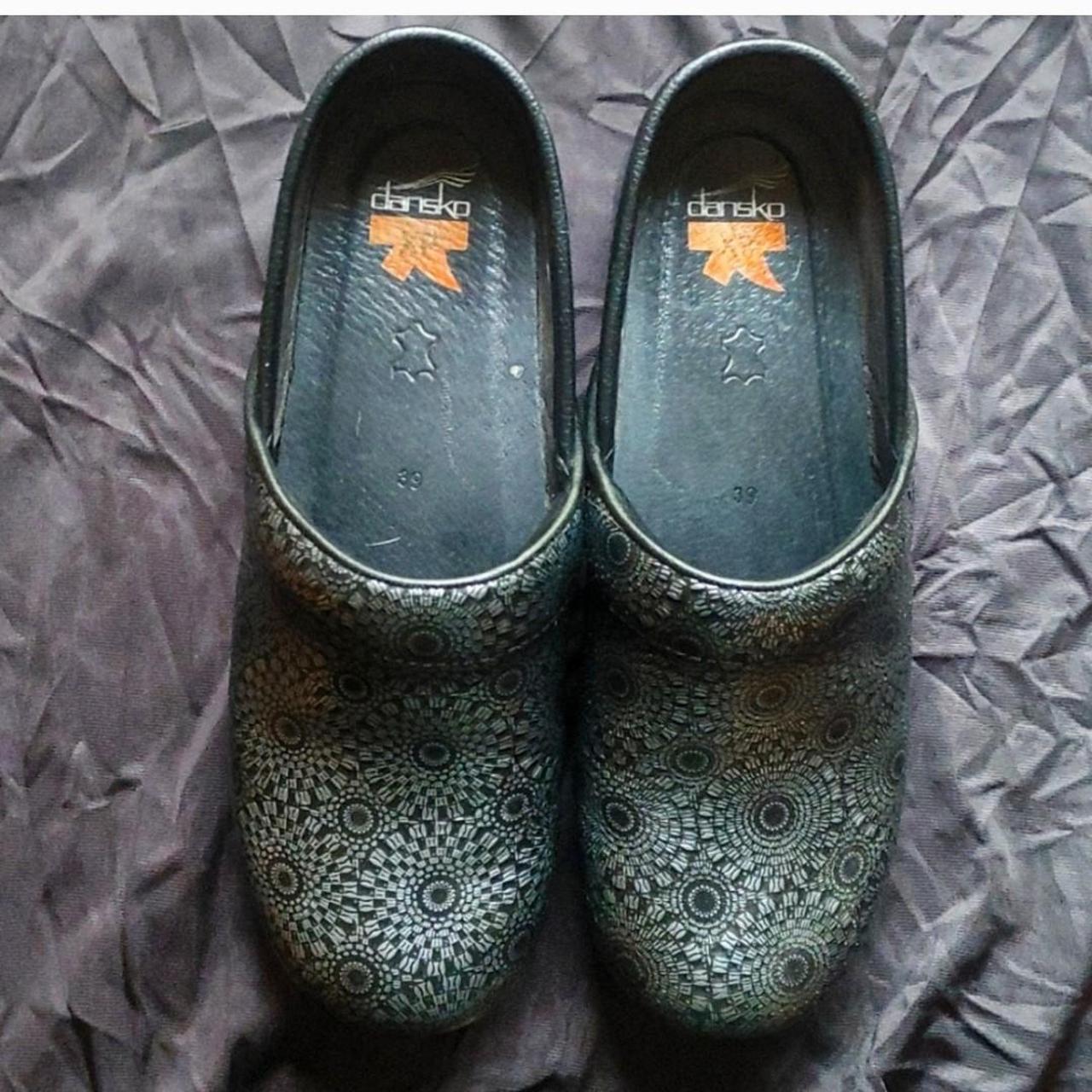 Silver dansko hot sale