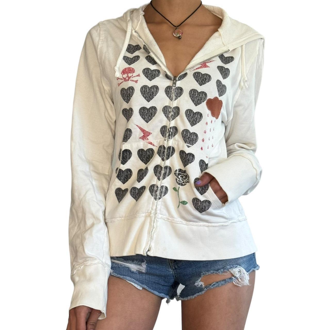 item listed by glittergirl98