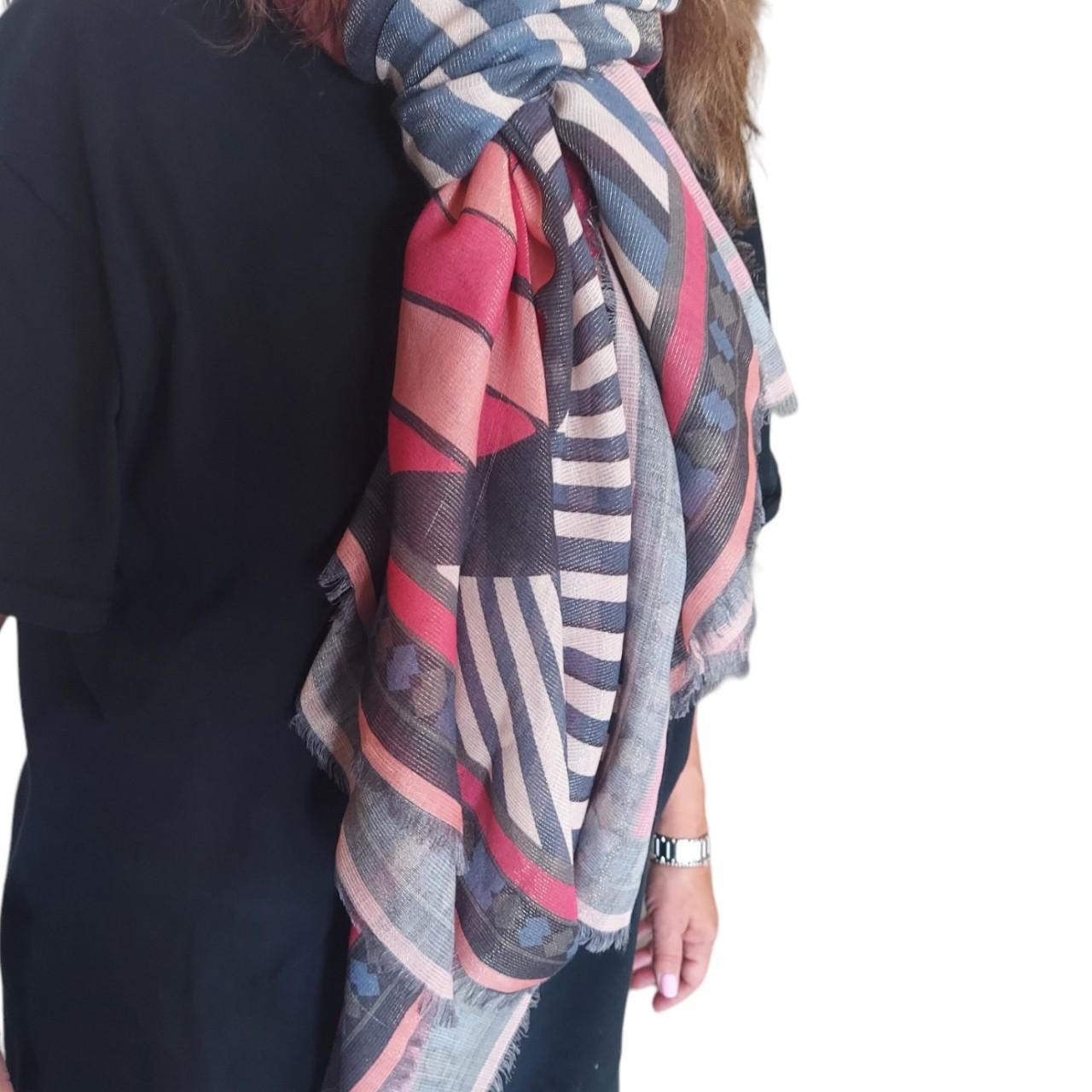 Emilio Pucci Women's Grey and Pink Scarf-wraps (4)