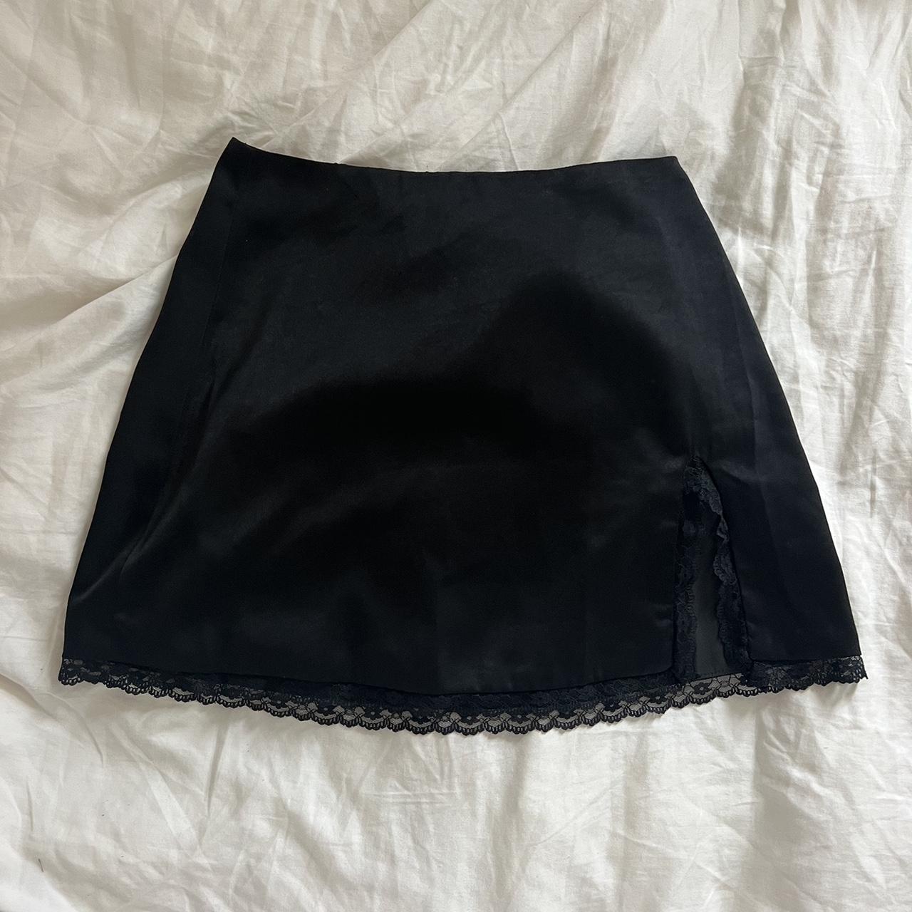 Princess Polly Women's Black Skirt Depop