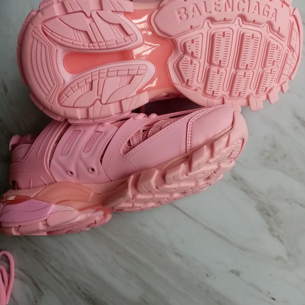 Balenciaga on sale trainers pink