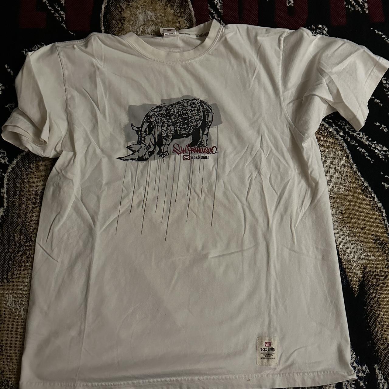 Echo t shirt - Depop