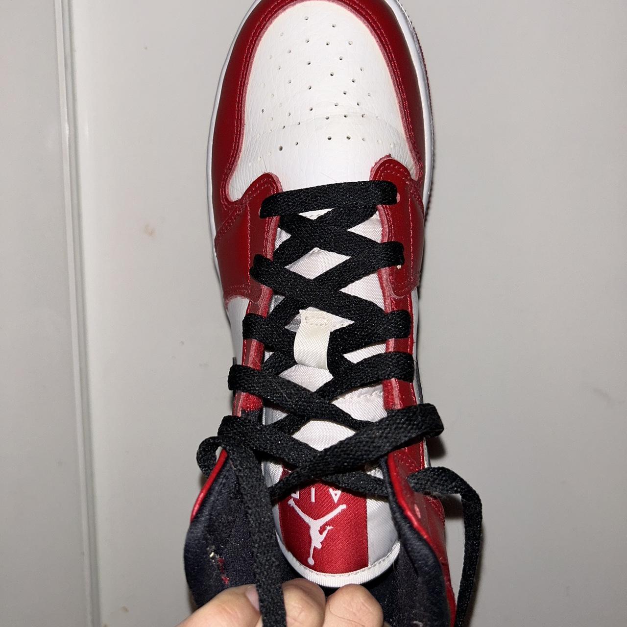 air jordan 1 retro chicago red sneakers, sz 5.5Y | Depop