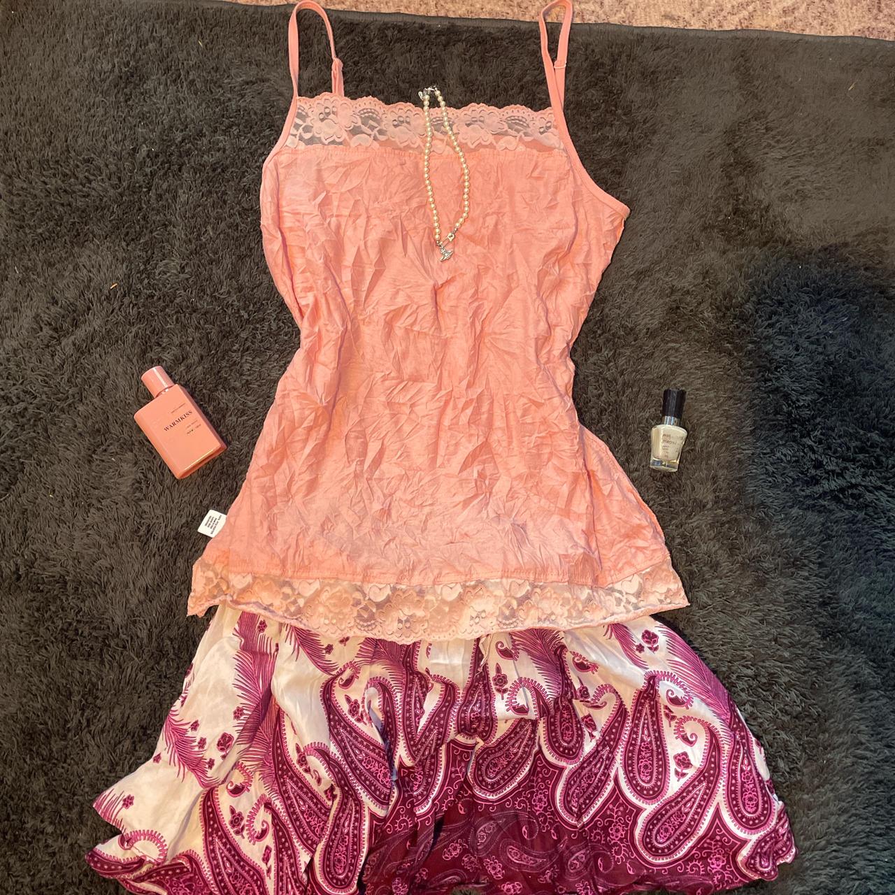 item listed by bellabats
