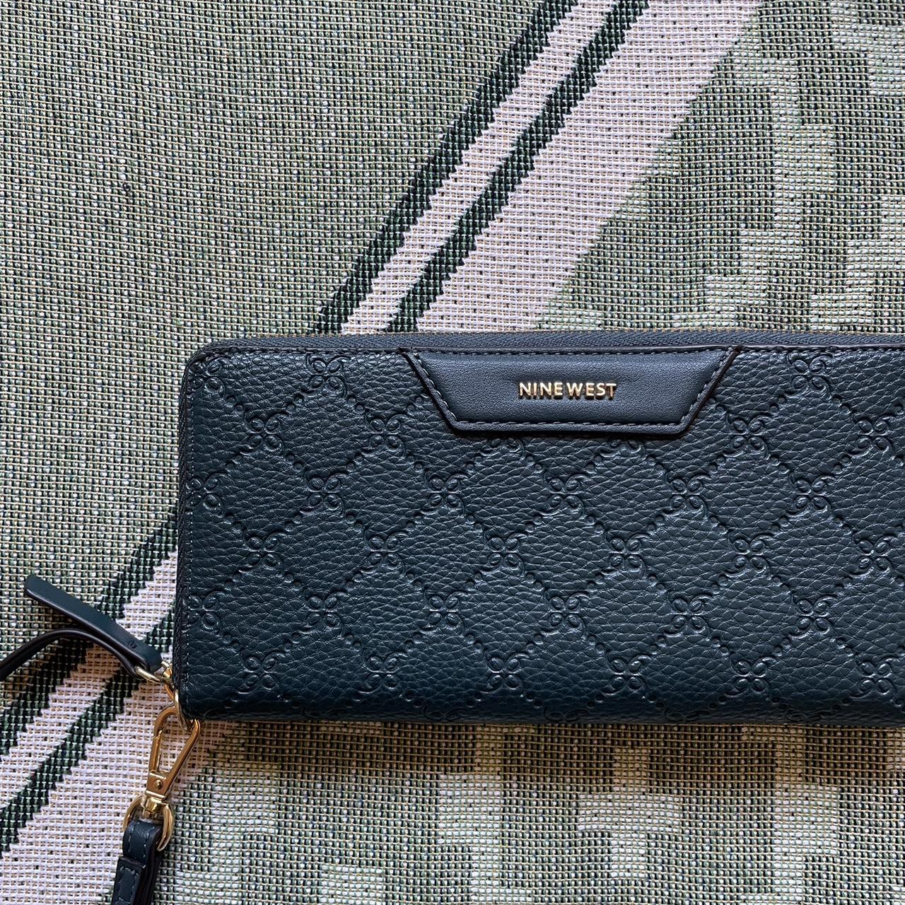 Nine west wallet discount purse