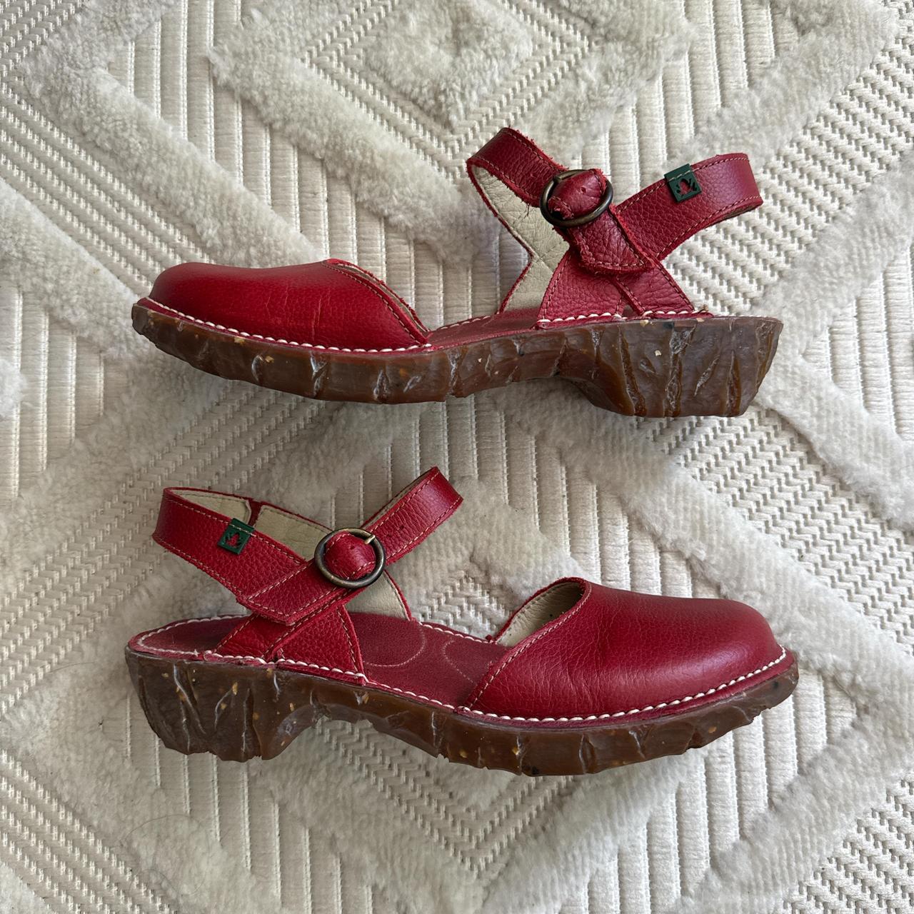 item listed by avenidavintage