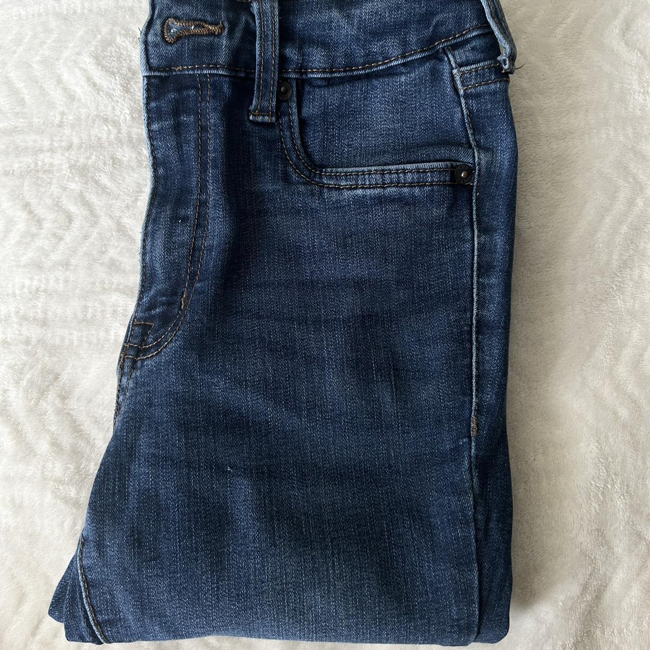 Aeropostale High Rise Skinny Jeans In good... - Depop