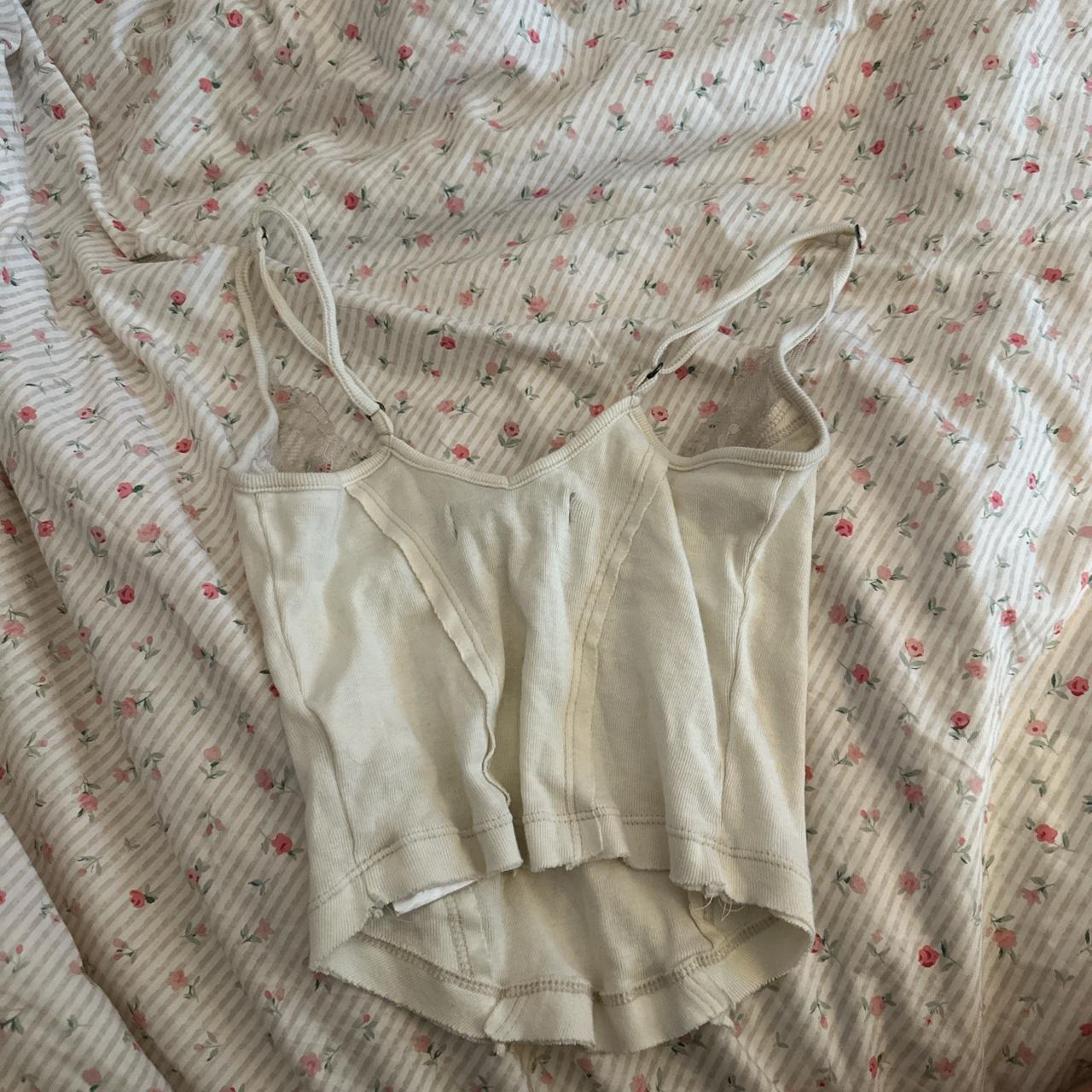 Urban Outfitters Women's Cream and White Vest (3)