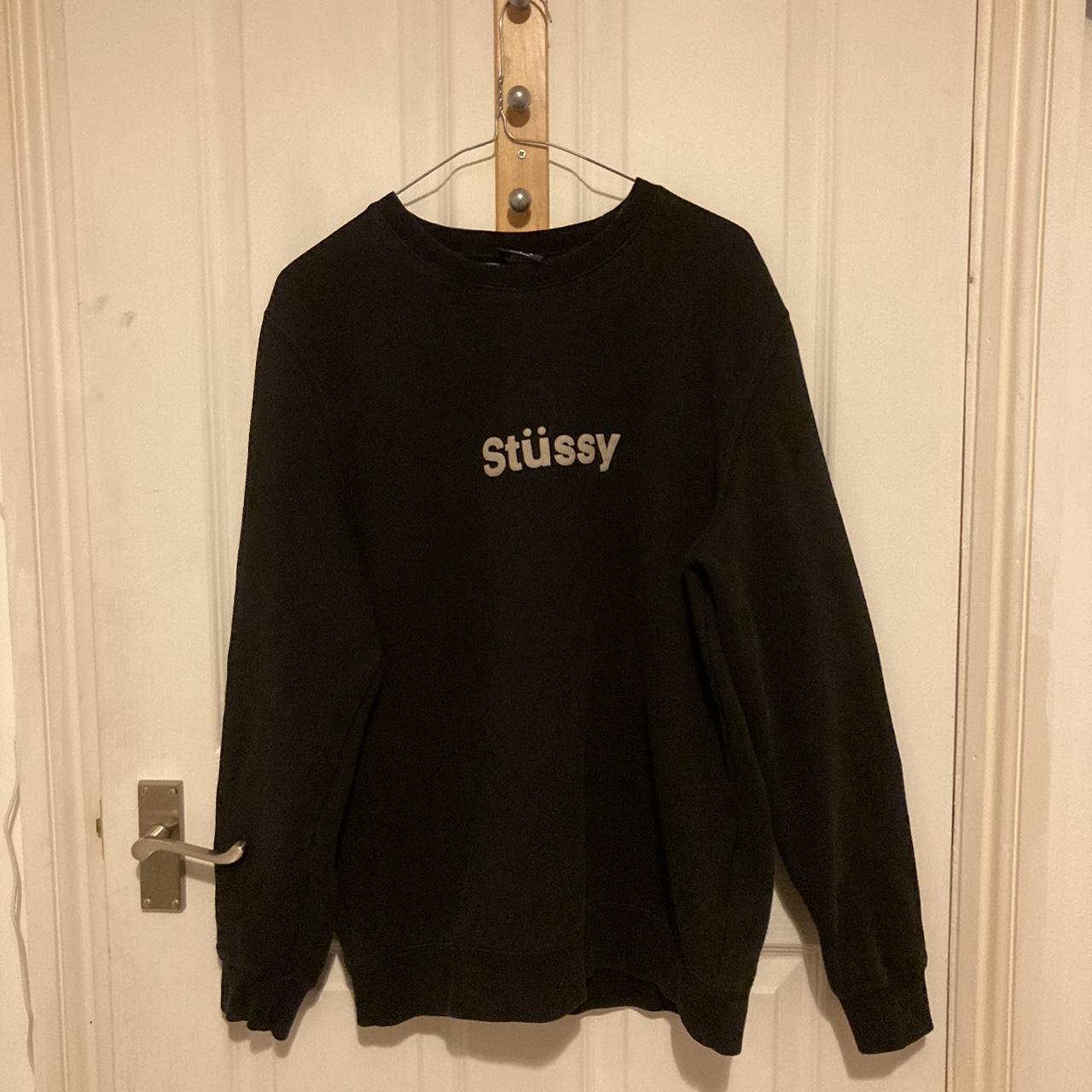 Black stussy sweatshirt