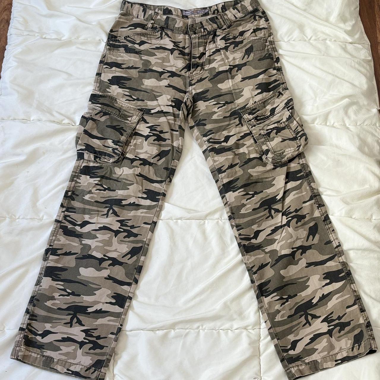 Samuel & Kevin 2000s Y2K baggy camo cargo pants - | Depop