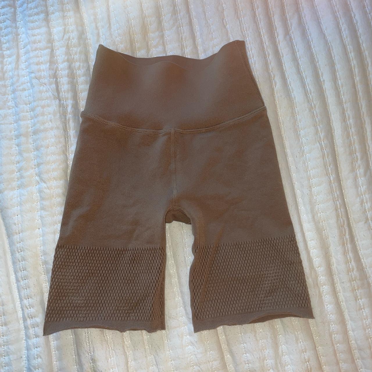 FABLETICS SculptKnit Biker Shorts ~ Beige ~ - Depop