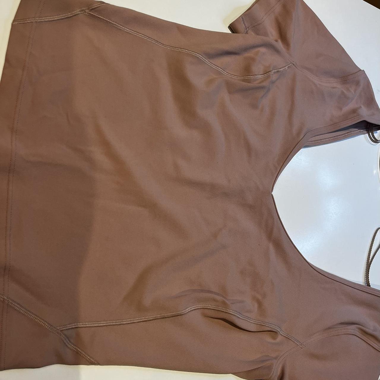 size 4 light brown align tee