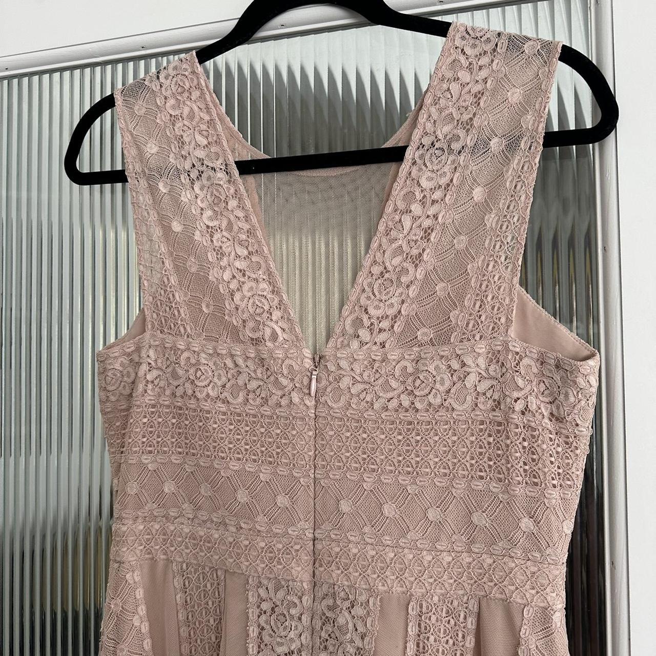 BCBGMAXAZRIA Andi Layered Lace Handkerchief Dress in Depop