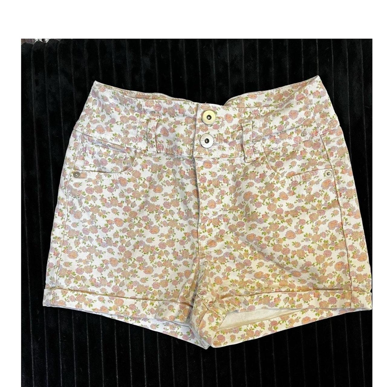 item listed by cowboynlollipops